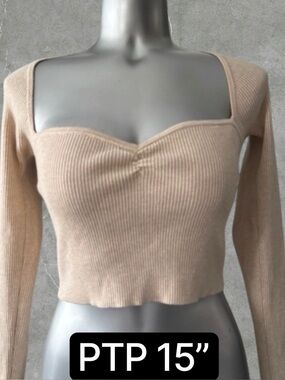 ✅American Eagle Outfitters Light Beige/Blush Ribbed Crop Top